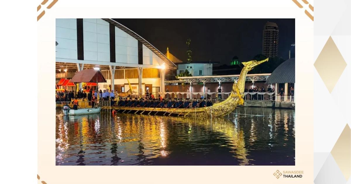 Royal Barge Suphannahong Launched for Royal Procession - THAILAND.GO.TH
