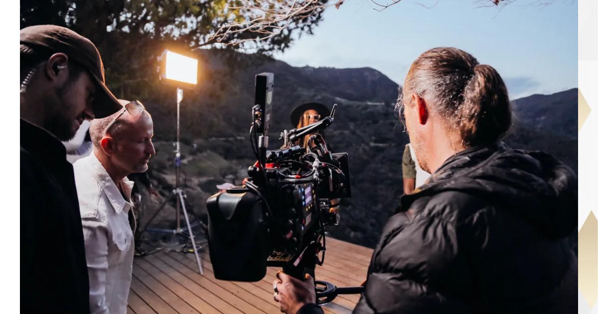 Permission fees for shooting foreign films in national parks in the ...