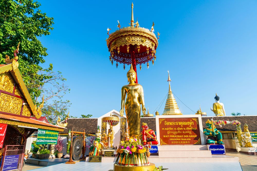 view-wat-phra-that-doi-kham-golden-temple-chiang-mai-thailand.jpg