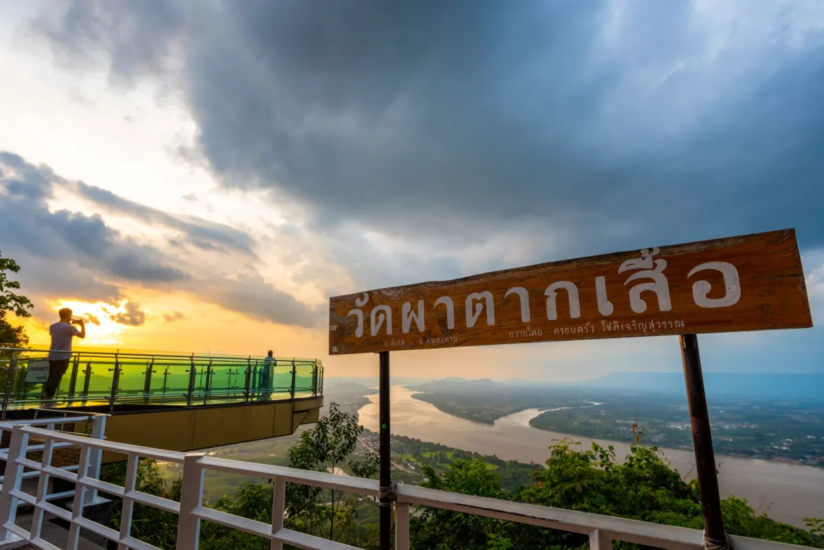 See the Mekong River mist at Skywalk Wat Pha Tak Suea, Nong Khai Province