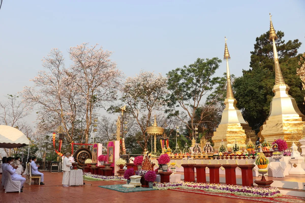 Travel Calendar (March) – Worship and bathing ceremony of Phra That Doi Tung, Chiang Rai Province