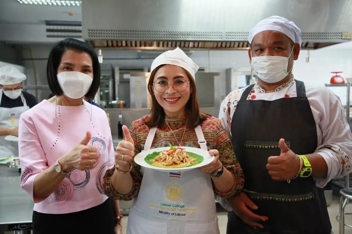 Ministry of Labor launches training course on “Panang Curry,” one of the favorite dishes in the world, creating a career for Thai people