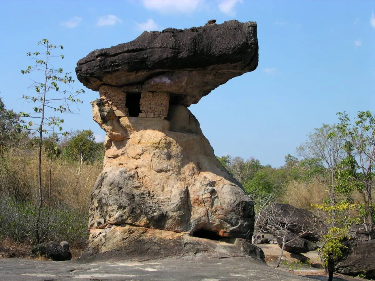 Thais and Foreign Tourists Invited to Join the Celebration of Phu Phrabat as a World Heritage Site