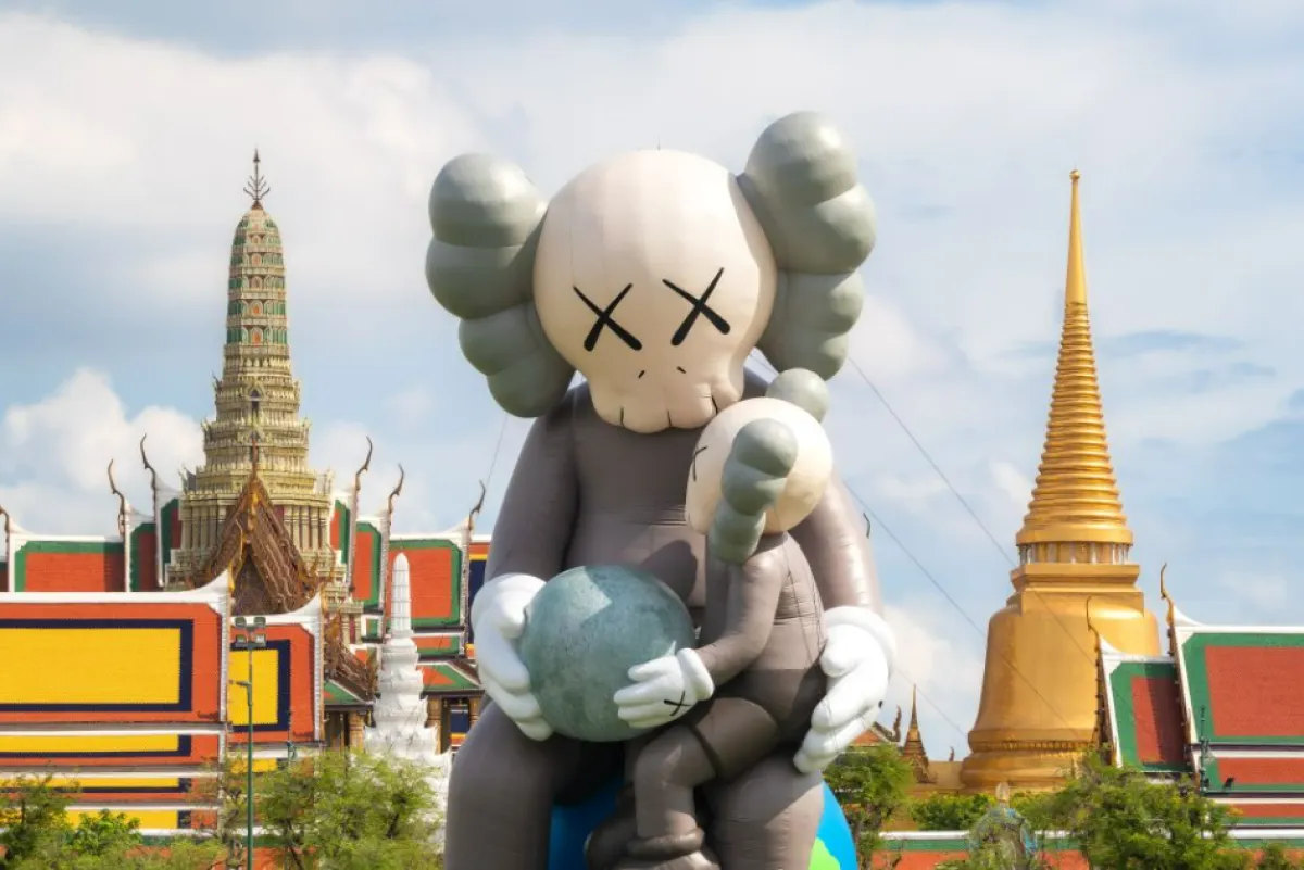タイで、世界的アートイベントが、開催されます。タイで、アートイベント、カウズ、ホリデータイランドが、初めて開催されます。