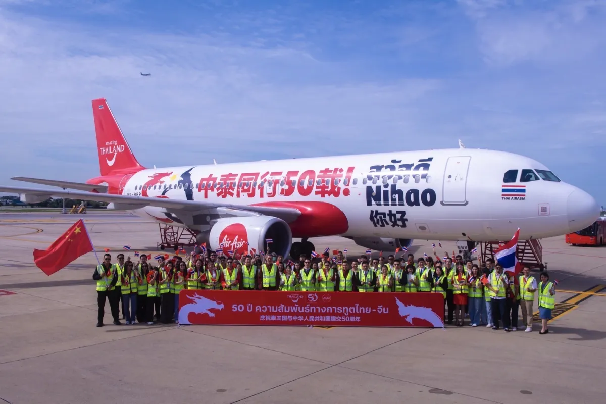 ไทยเปิดตัวลายเครื่องบิน “50 ปี ไทย-จีน”