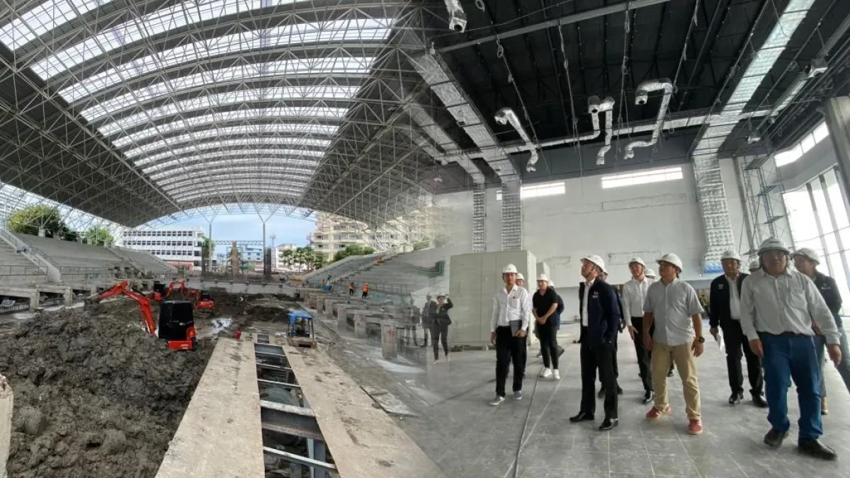 観光スポーツ大臣は、今年末に開催される東南アジア競技大会に間に合うよう、ボクシングトレーニングセンターと、プールの建設を完成させる意向を示しました。