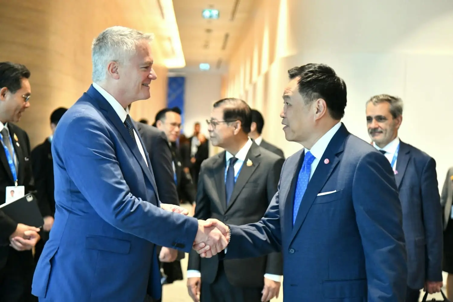 OECD Secretary-General Backs T...