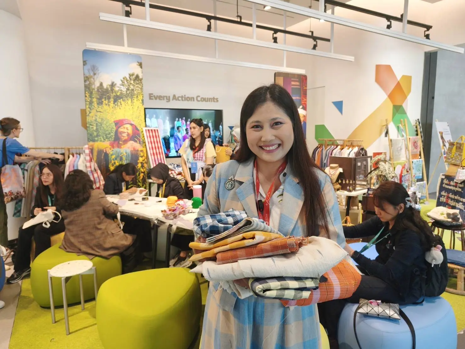 Thai Textiles, Zero Waste! Tra...